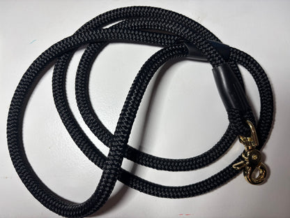 Dog leashes